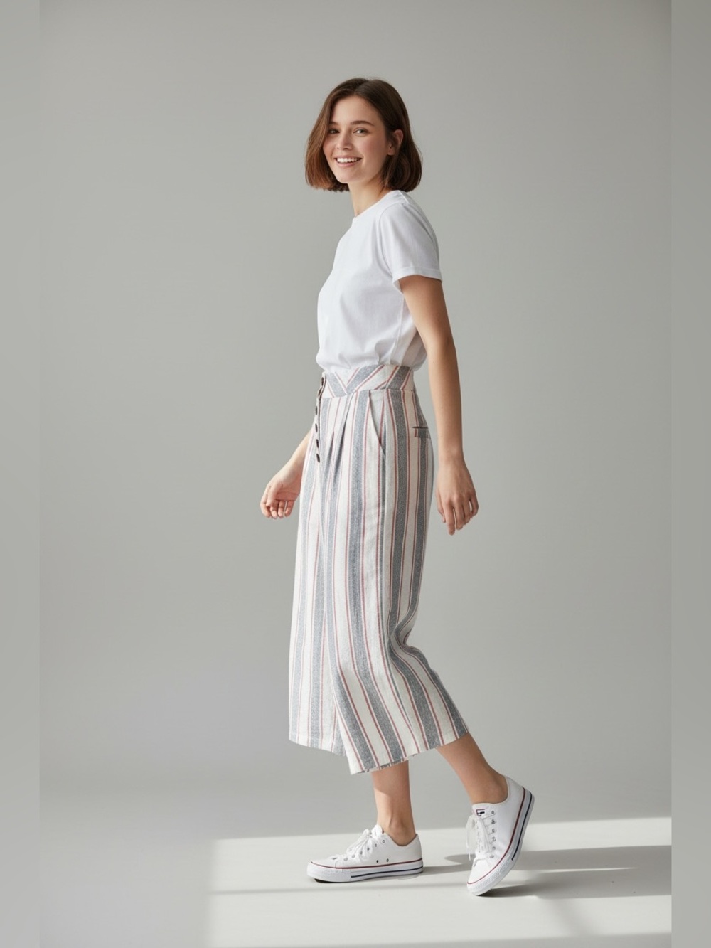 Carli 1850 super cute lightweight striped pants sz L buttons down the front